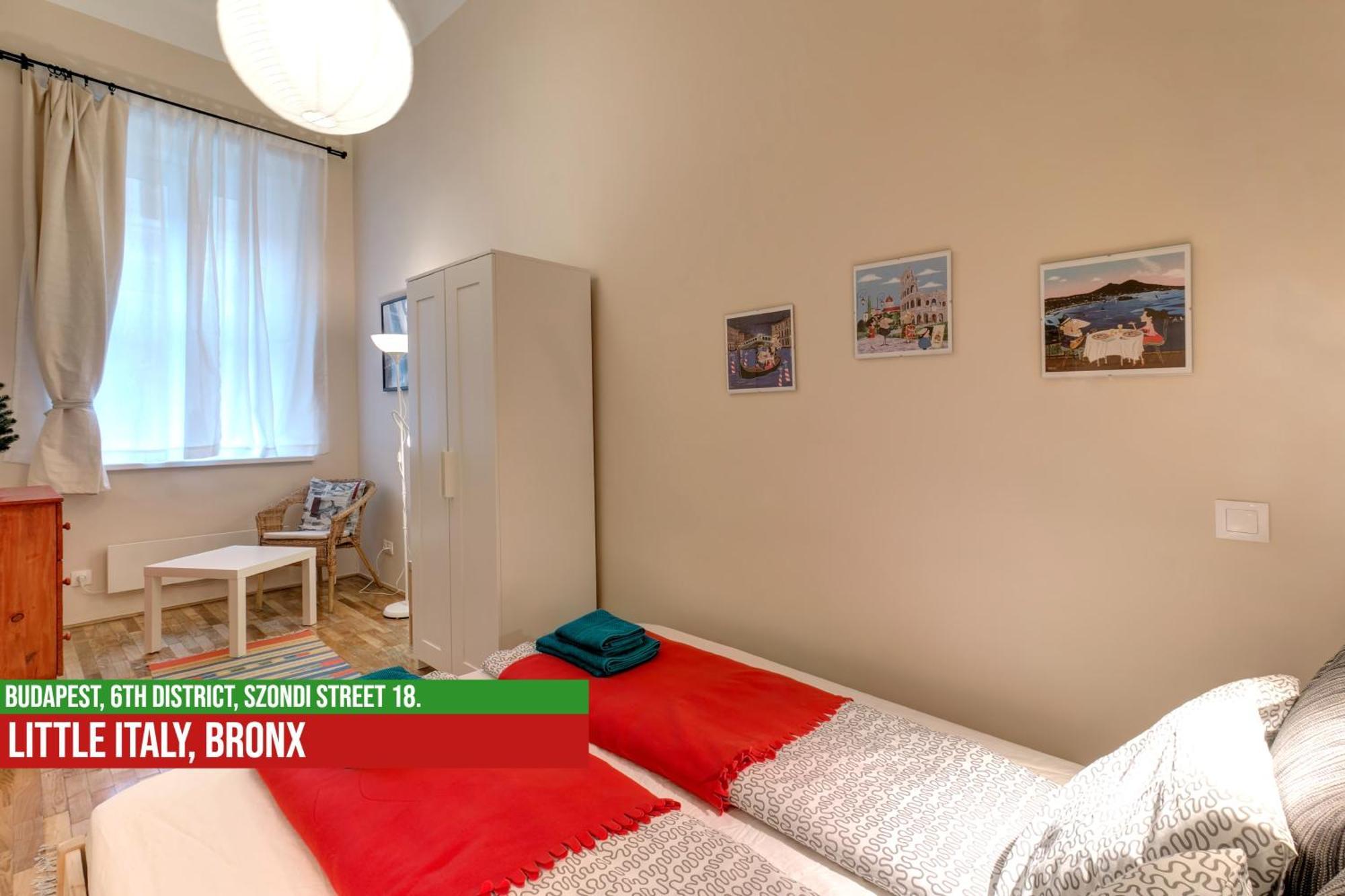 Little Italy Bronx Apartment บูดาเปสต์ ภายนอก รูปภาพ